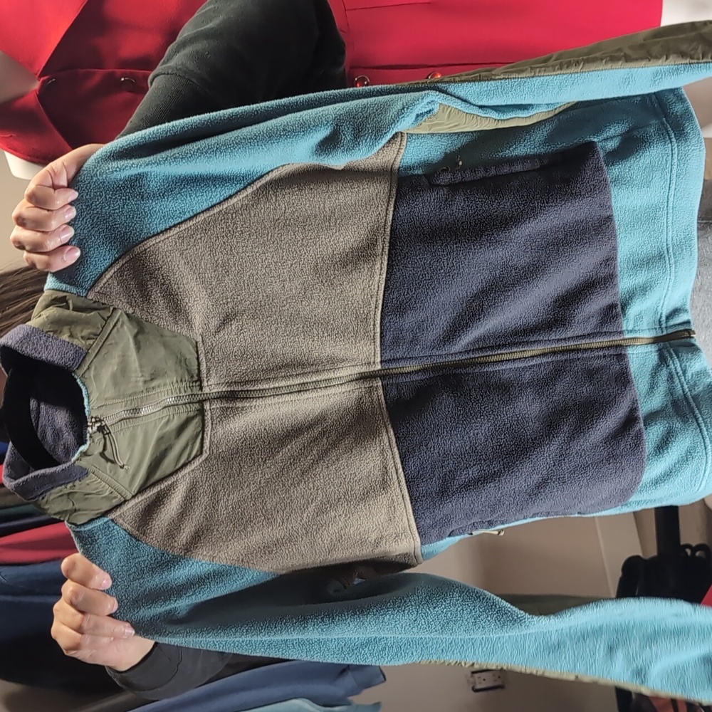 Mountain Hardwear fleece